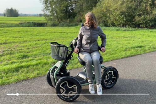 Sterling S800 Vídeo | Subir para o scooter
